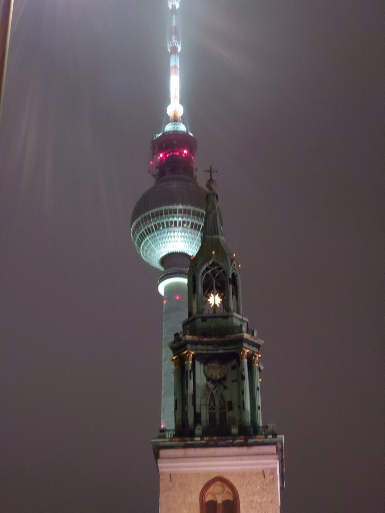  Fernsehturm Berlin.