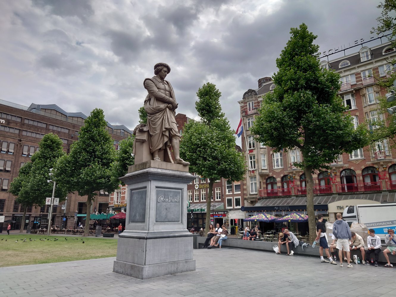 Impressions. Rembrandtplein. Amsterdam 2022