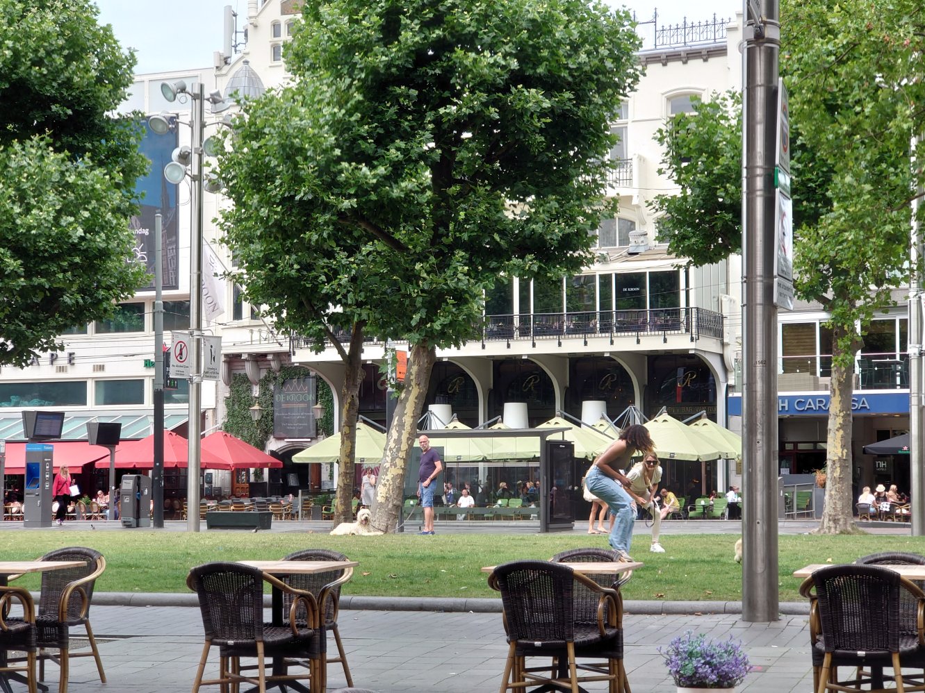 Impressions. Rembrandtplein. Amsterdam 2022