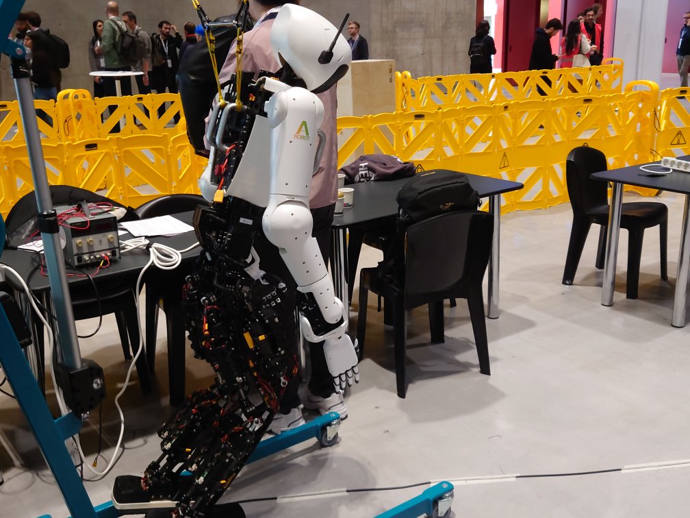 Aie Robotics.