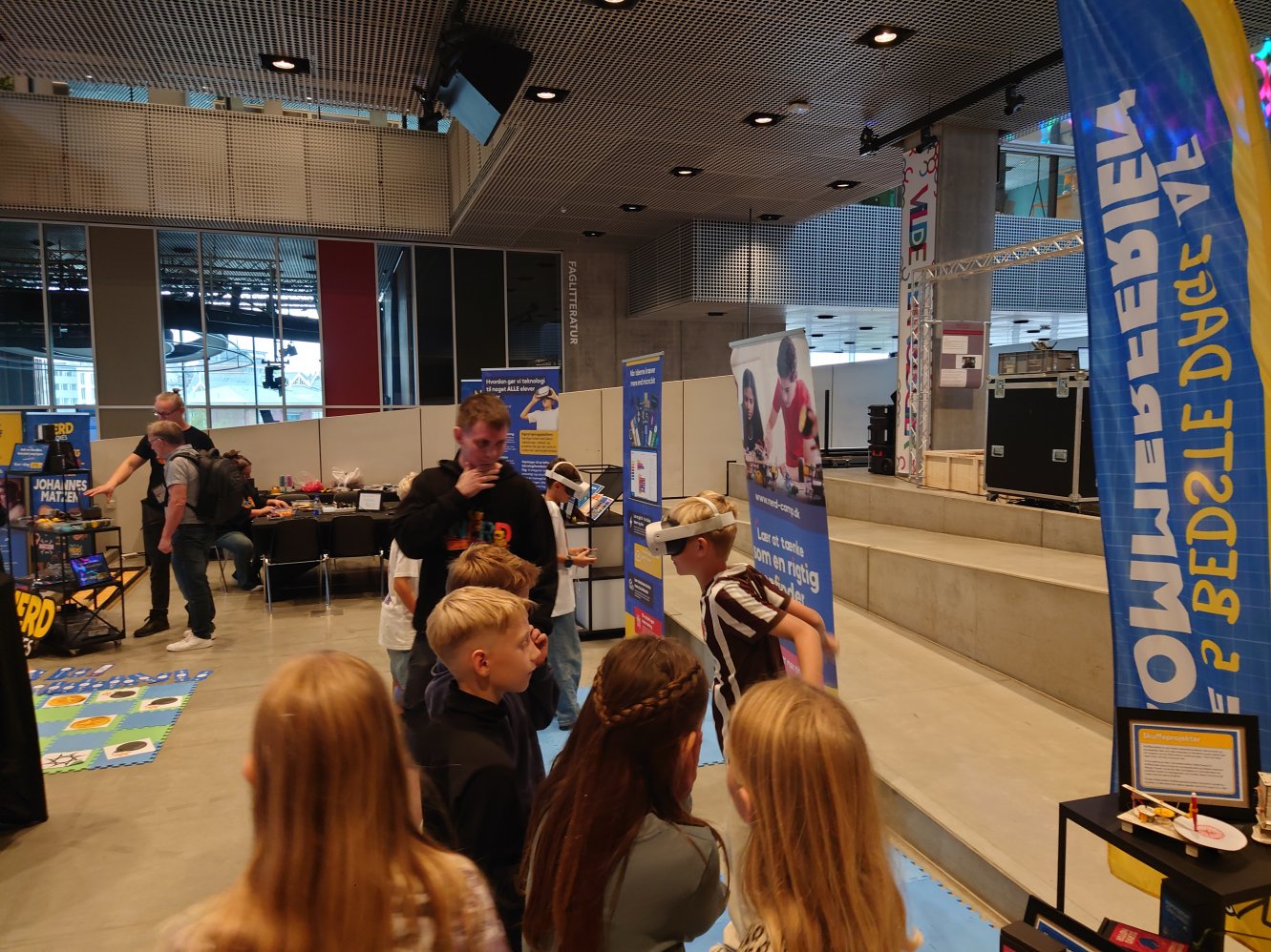 Robots. Dokk1. Aarhus. 28-30, August 2025. Robots. Dokk1. Aarhus. 28-30, August 2025.