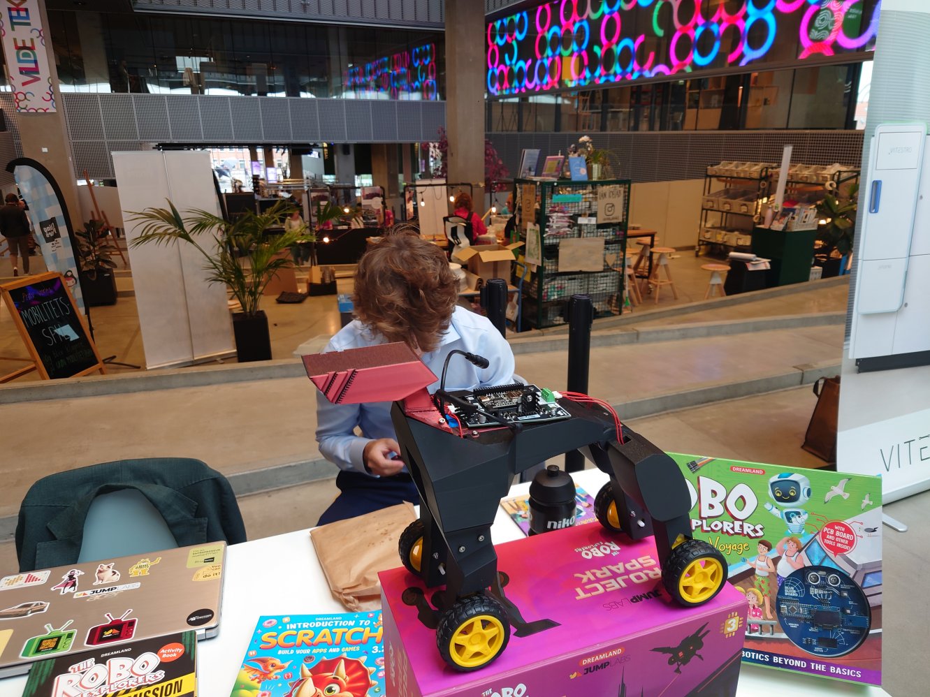 Robots. Dokk1. Aarhus. 28-30, August 2025. Robots. Dokk1. Aarhus. 28-30, August 2025.