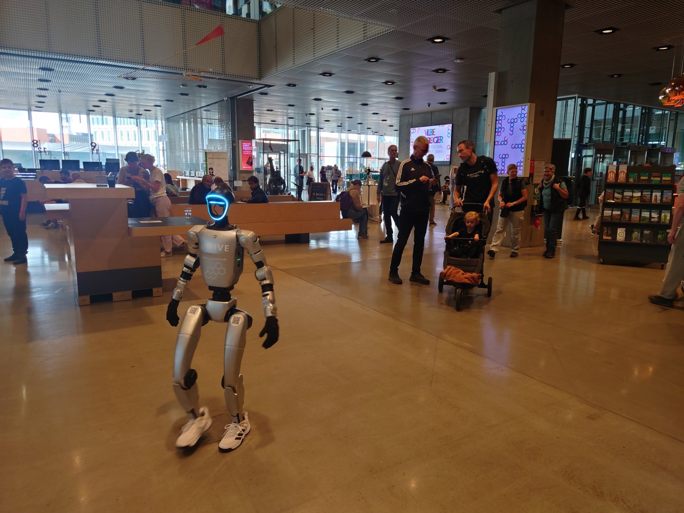 Robots. Dokk1. Aarhus. 28-30, August 2025. Robots. Dokk1. Aarhus. 28-30, August 2025.