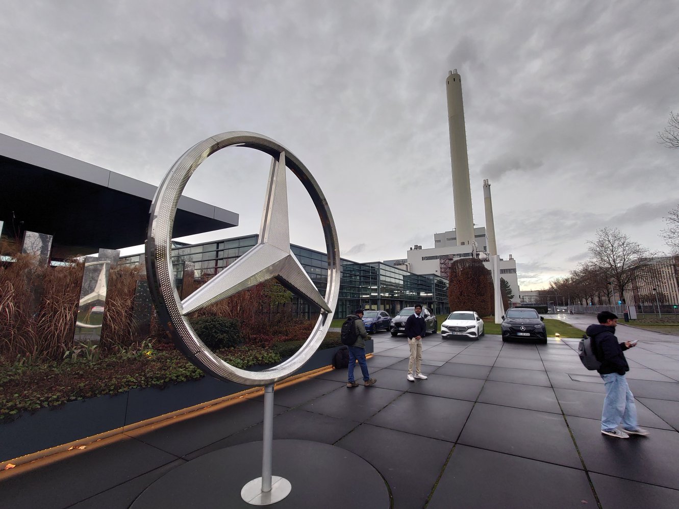 Mercedes-Benz Sindelfingen. 24 Nov 2025. Mercedes-Benz Sindelfingen. 24 Nov 2025.